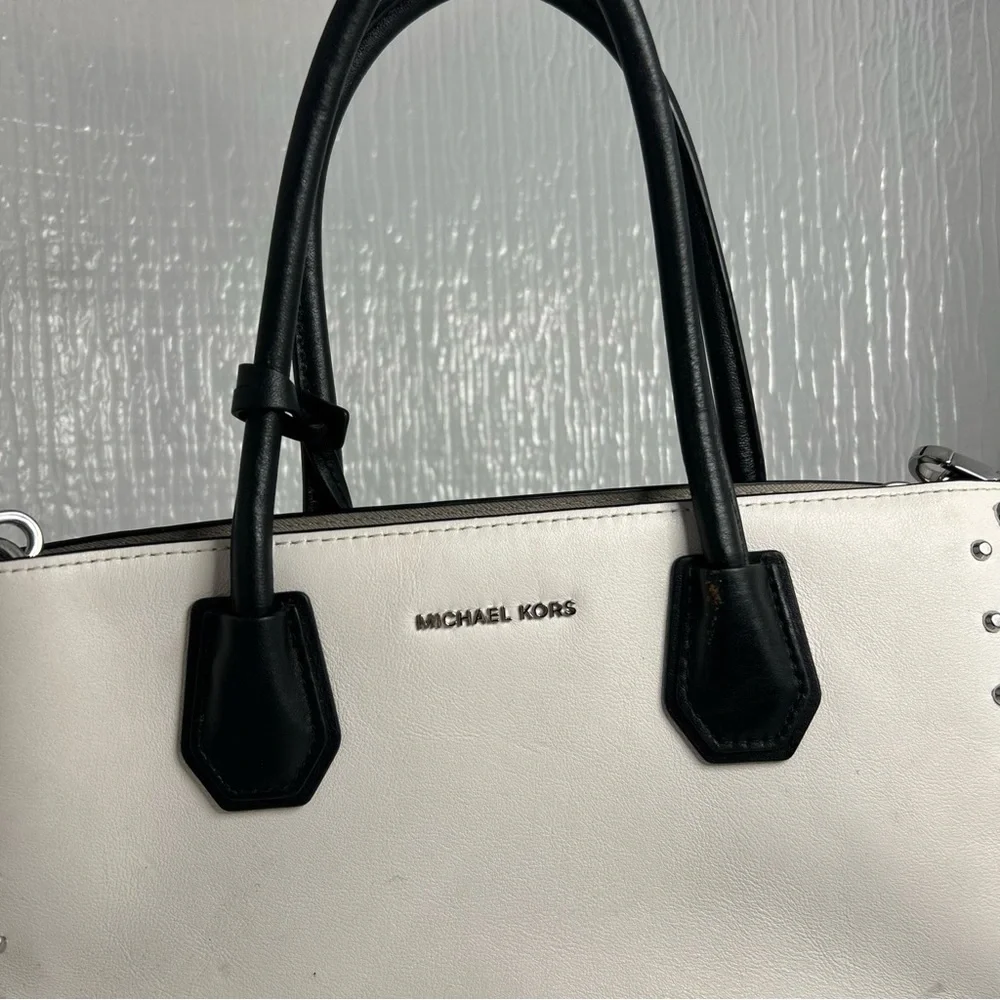 Michael Kora Mercer Studded Two Way Bi-Color Plain White Leather - Picture 2 of 7